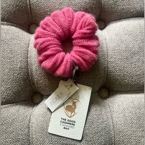 J. Crew RETAIL Cashmere Scrunchie